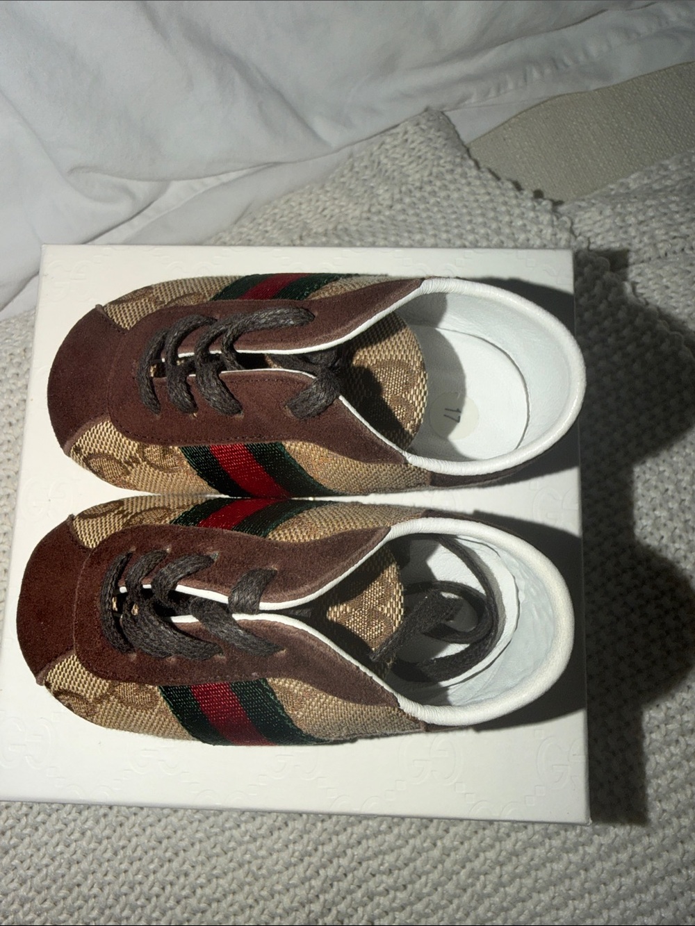 Gucci Baby Crib Shoes - Picture 6 of 6